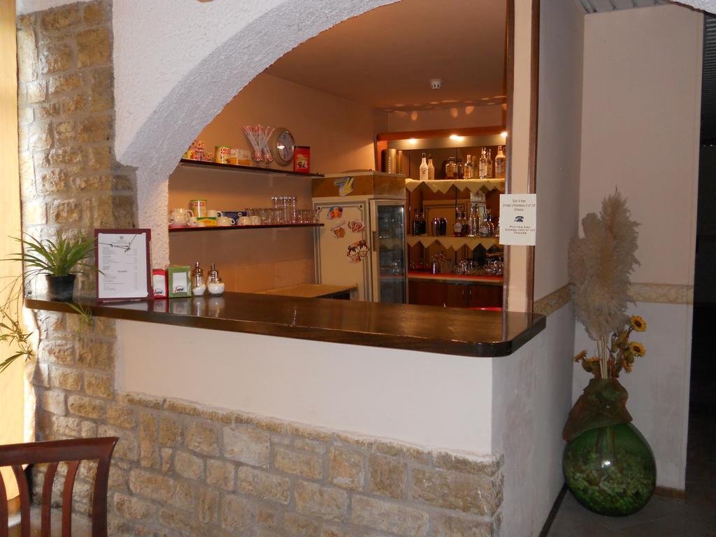 Hotel Cavalieri Passignano sul Trasimeno Esterno foto